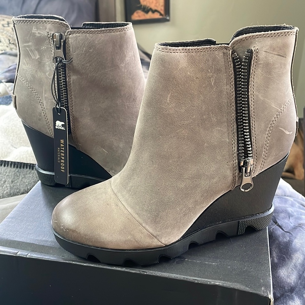NWT Sorel Joan uptown bootie size 8